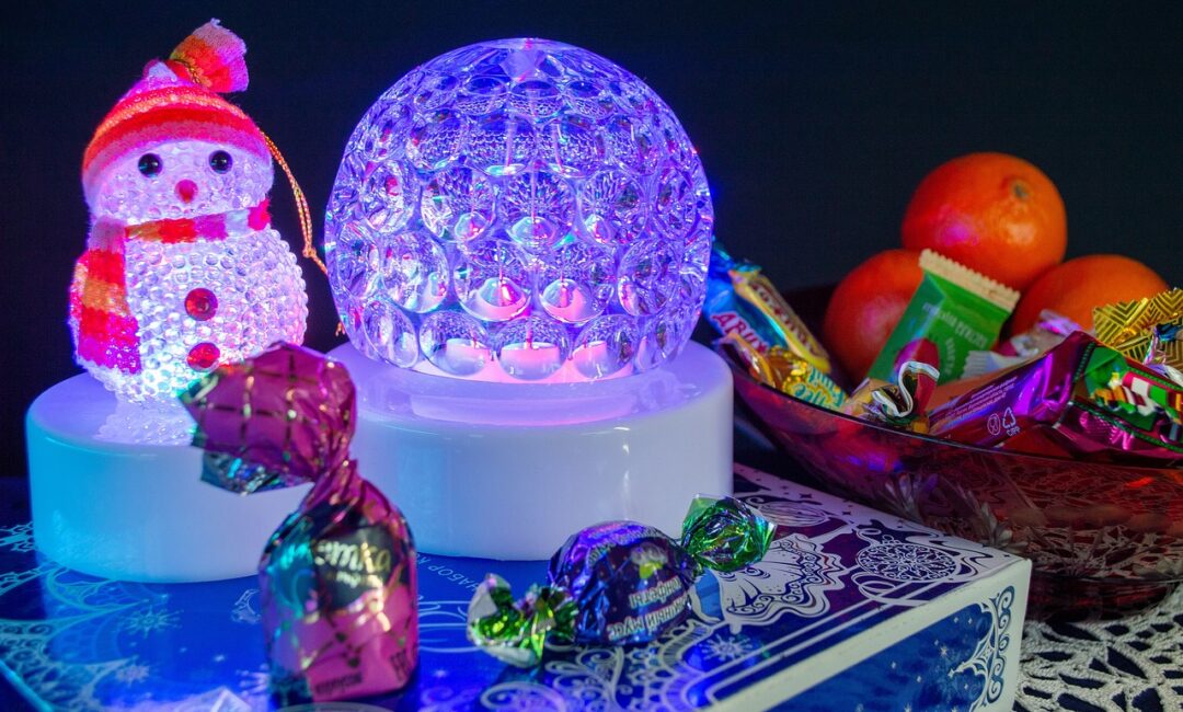 5_astuces_pour_accrocher_parfaitement_votre_guirlande_lumineuse_d_extérieur