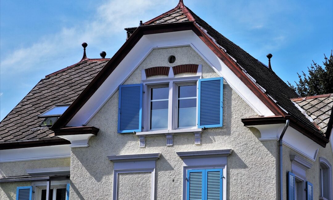 Donner_un_coup_de_neuf_à_votre_maison_avec_les_volets_roulants_solaires